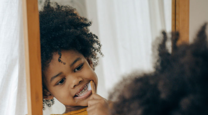 Unanimous Expert Opinion: Early Initiation Crucial for Cultivating Optimal Oral Hygiene Habits